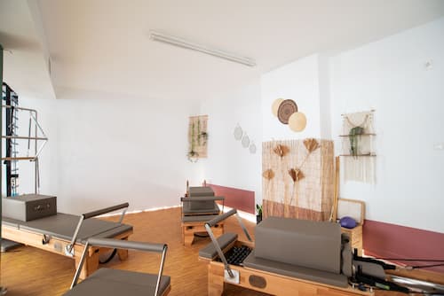 Calisthenics training session focusing on functional strength